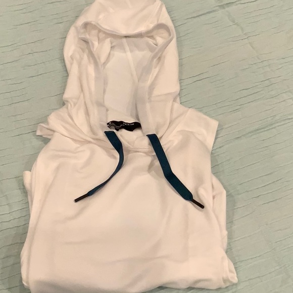 NWT Ladies UNDER ARMOUR White Hooded Tank small - Picture 2 of 5